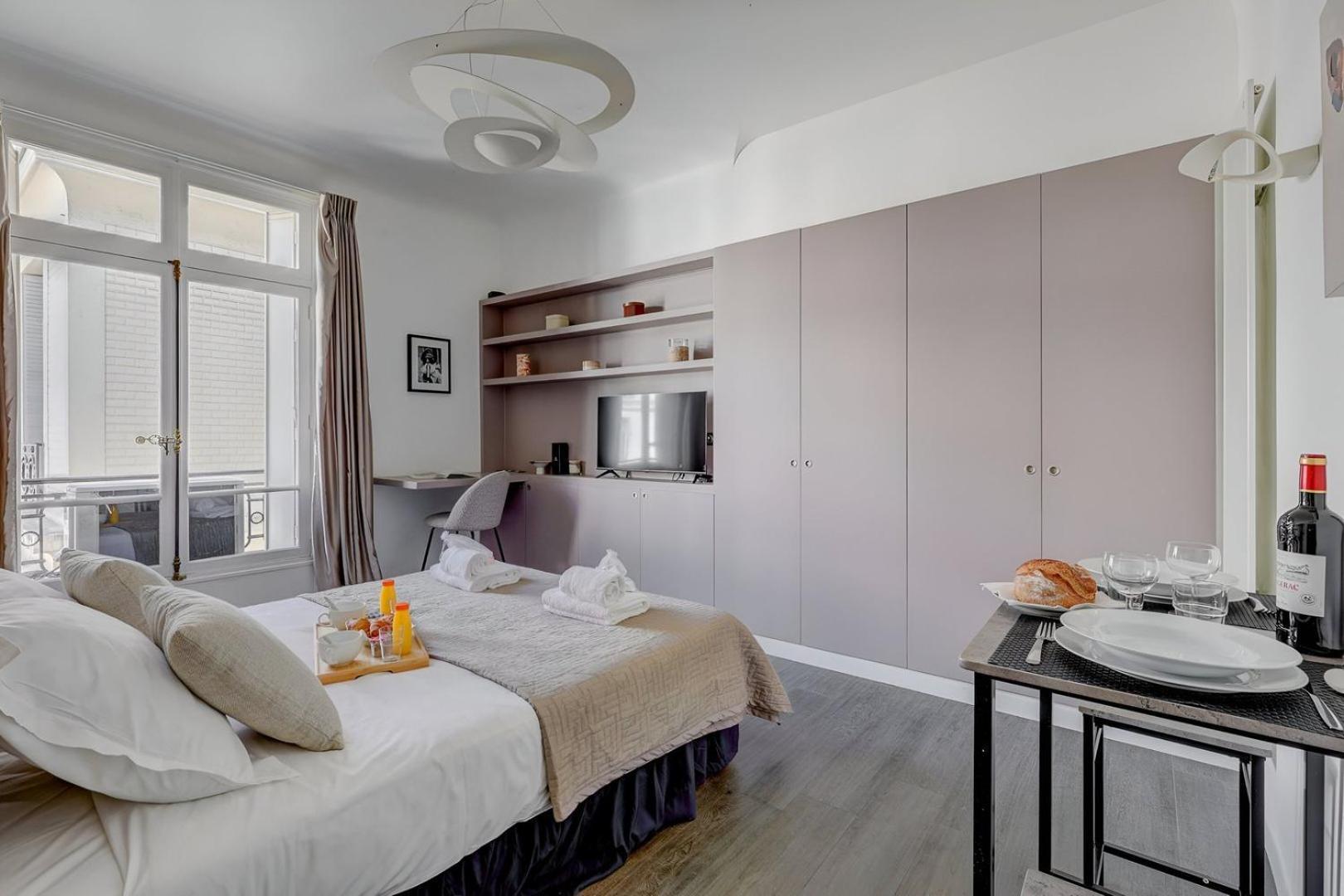 376 Crillon - Superbe A * Paris
