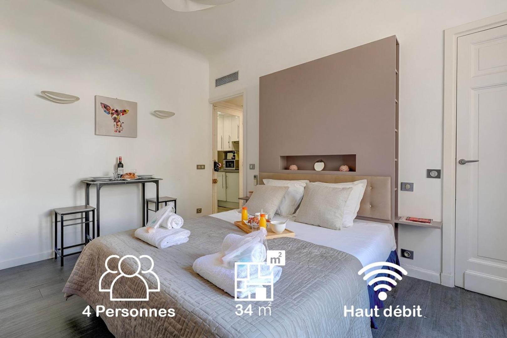 376 Crillon - Superbe A * Paris